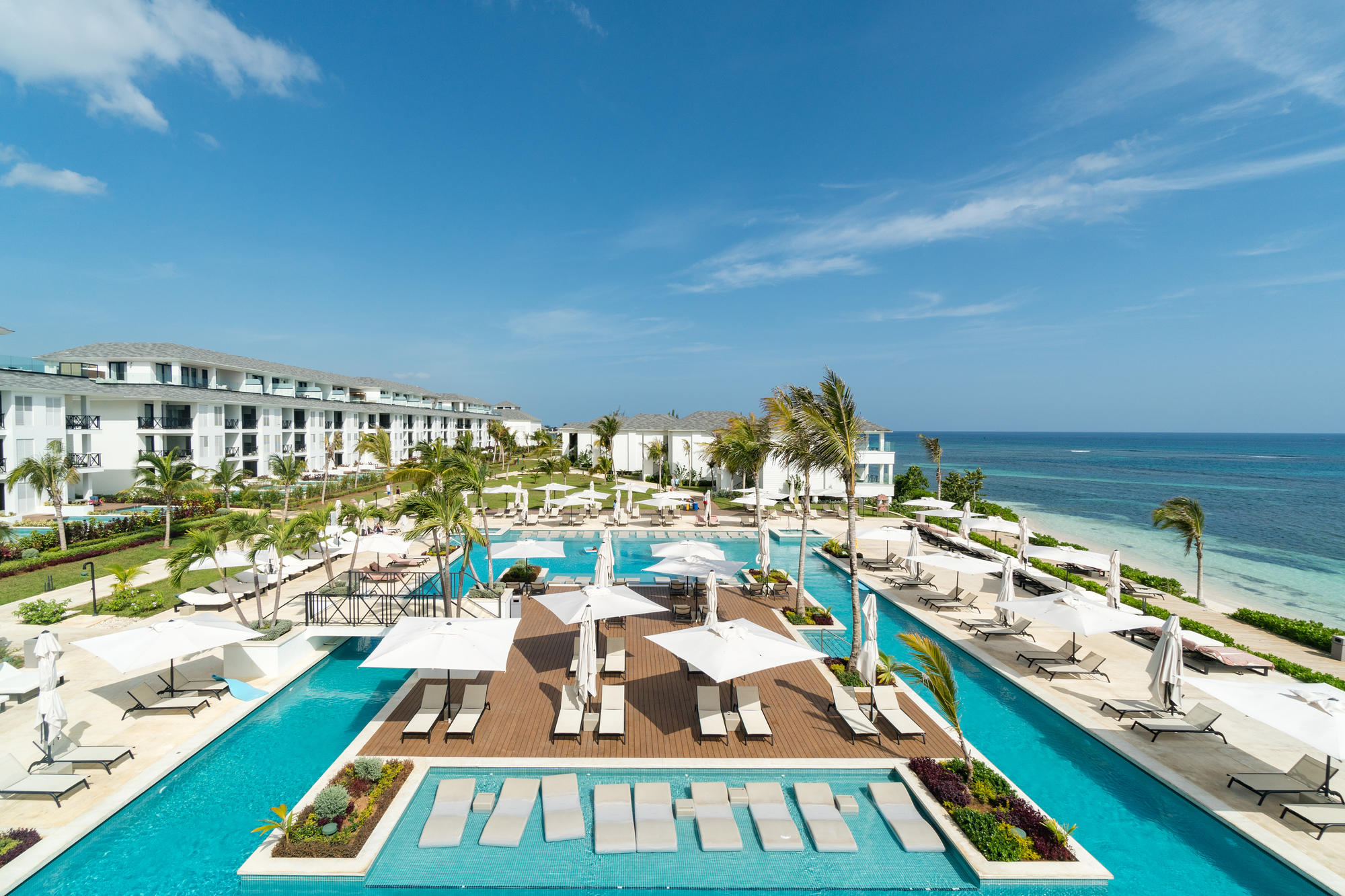 A variety of luxurious amenities and stunning ocean views can be found at this all-inclusive resort.